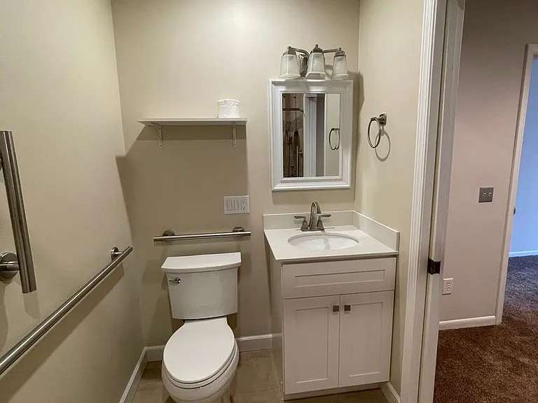 870 E Boundary St — Photo 15