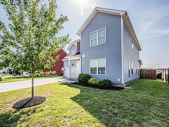 3rd image of 7190 Centerstone Dr