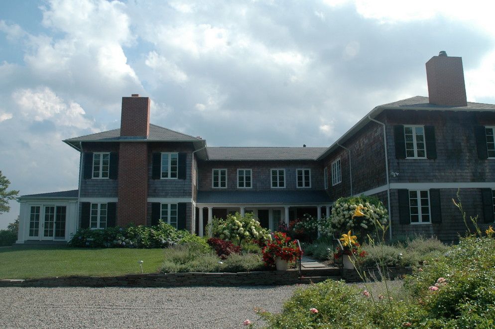 32 Bay Rd, Quogue, NY 11959 Out East