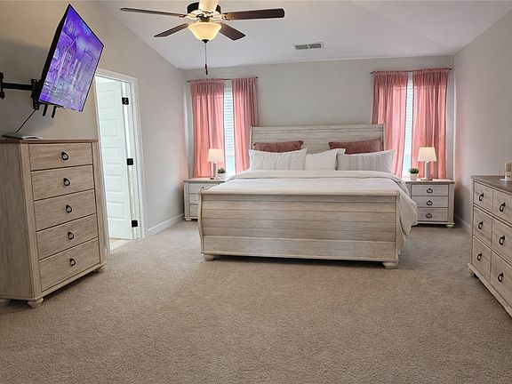 5th image of 2801 Dunstan Ln