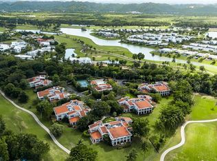 13 Fairways Vlg, Dorado, PR 00646