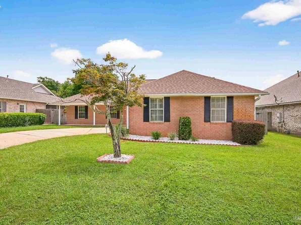3204 Mariners Dr, Pensacola, FL 32526