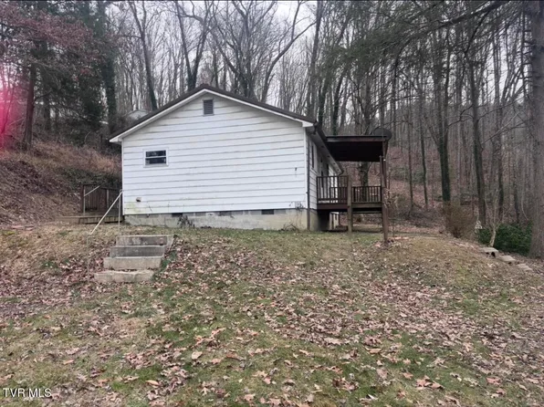 200 Cedar St, Appalachia, VA 24216