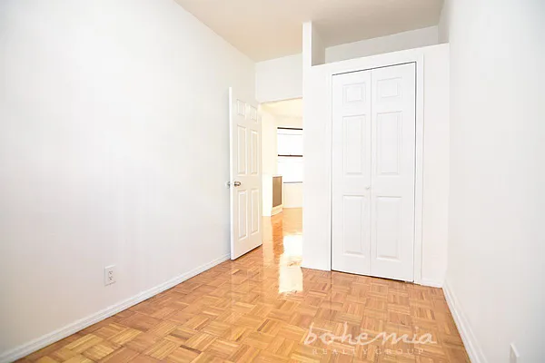 Rented by Bohemia Realty Group | media 12