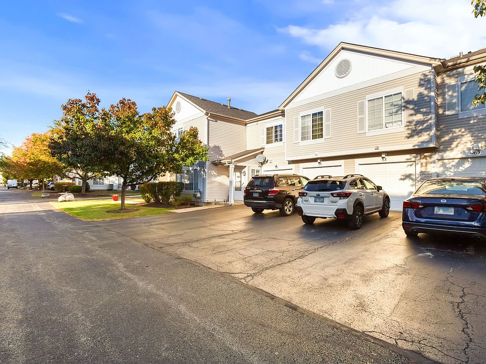 1st image of 53 Braxton Ln #53