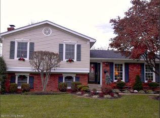 4025 Landside Dr, Louisville, KY 40220