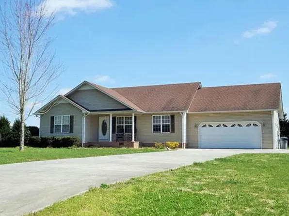 1608 Parker Rd, Manchester, TN 37355