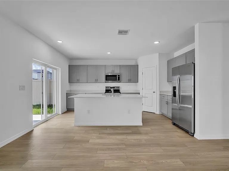 4619 Hikers Dr — Photo 8