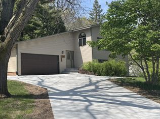3757 Graves Dr, Red Wing, MN 55066