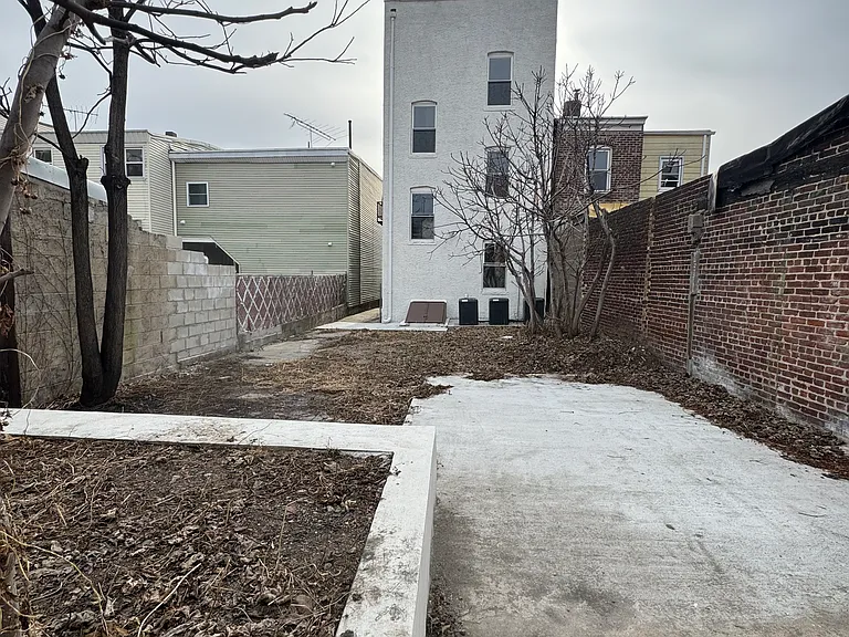 196 Malvern St #3 — Photo 17
