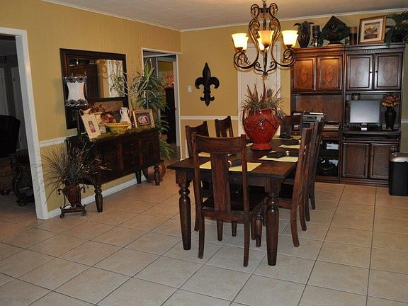 5th image of 135 Huval Dr
