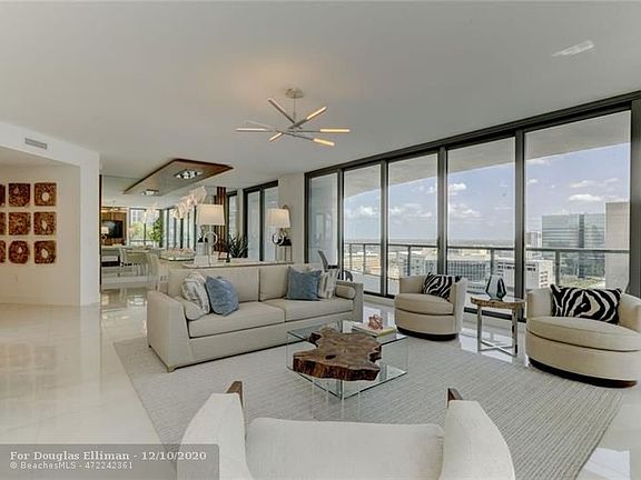 3rd image of 100 E Las Olas Blvd Unit 1801