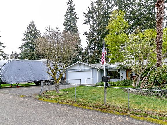 3rd image of 11207 92nd Avenue Ct SW