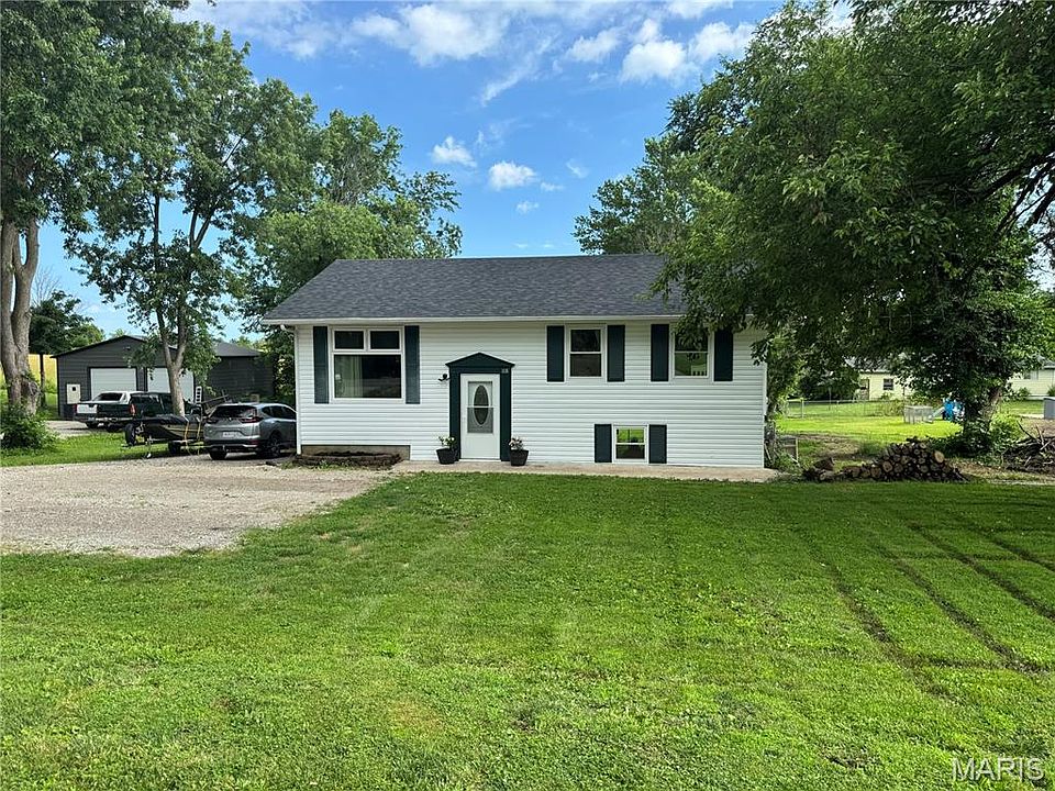 1st image of 108 Bartley Ln