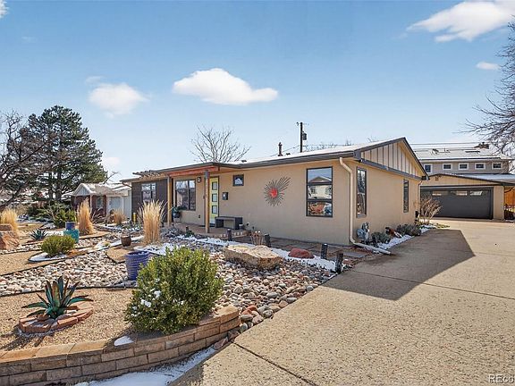 5th image of 3210 Darley Avenue