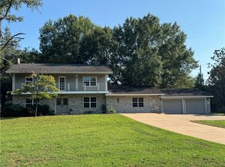 213 N Shore Dr, Russellville, AR 72802