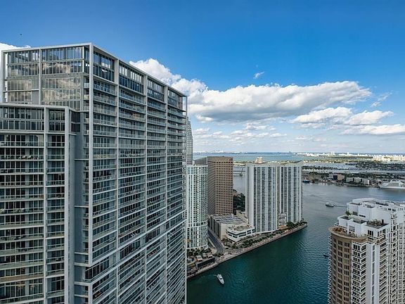2nd image of 465 Brickell Avenue #2706