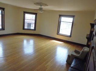 802 W Belmont Ave APT 3E, Chicago, IL 60657