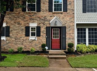 175 Merlin Way, Euless, TX 76039