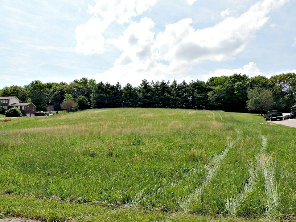 1st image of Cornfield Dr