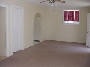 181 E Carleton Rd, Hillsdale, MI 49242