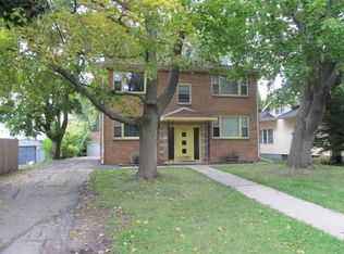 706 Pinecrest Dr, Madison, WI 53714