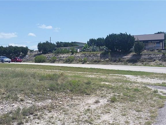 5th image of 7203 Spanish Oak Dr