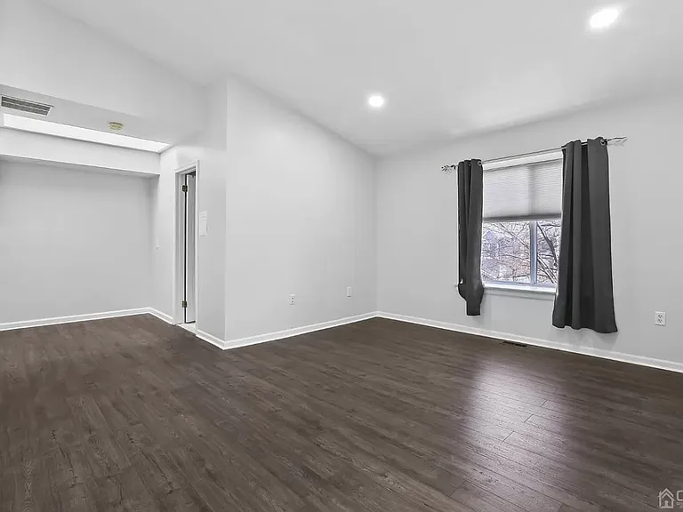 12 Donamar Ln — Photo 10