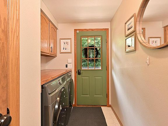 5th image of 26137 Aspen Dr