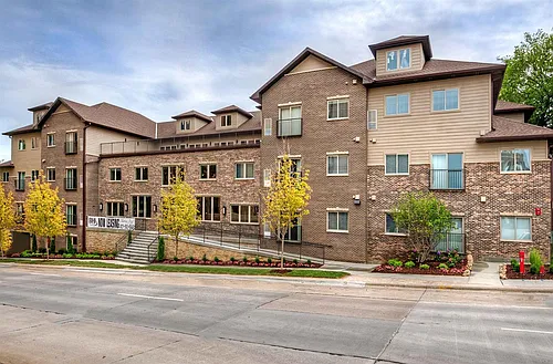 Harney Place Apartments Photo 1