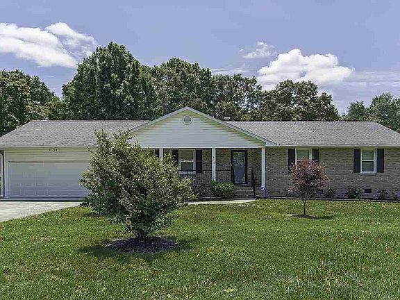2nd image of 445 Royal Oak Dr
