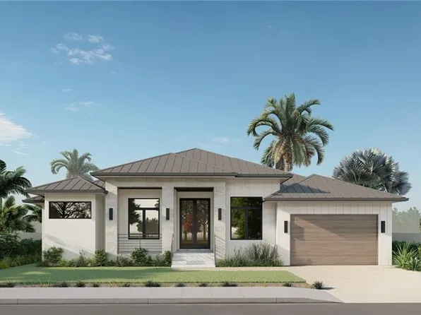 611 Diplomat CT, MARCO ISLAND, FL 34145