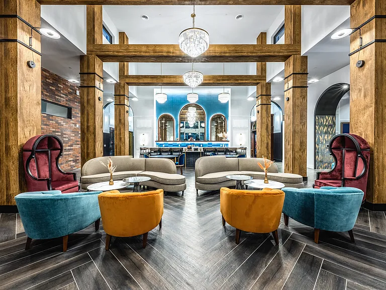 The Alibi at Lake Lilly — Photo 11