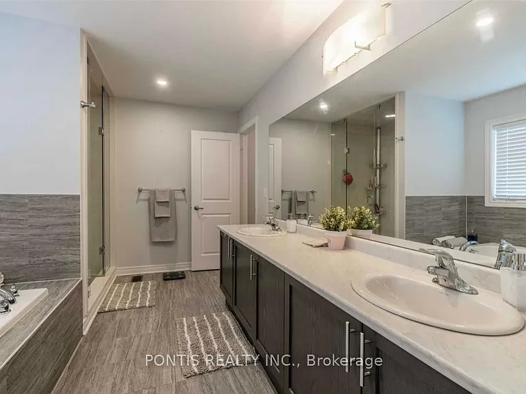 2318 Lozenby St — Photo 18