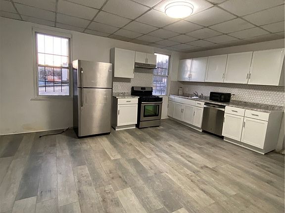 5th image of 113 Kirkpatrick St