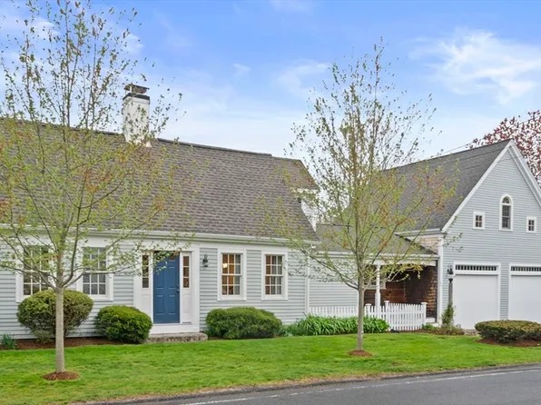 225 Old Oaken Bucket Rd, Norwell, MA 02061