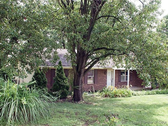 5th image of 3008 Bluegrass Court