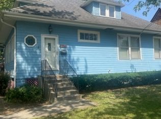 12158 Artesian Ave, Blue Island, IL 60406