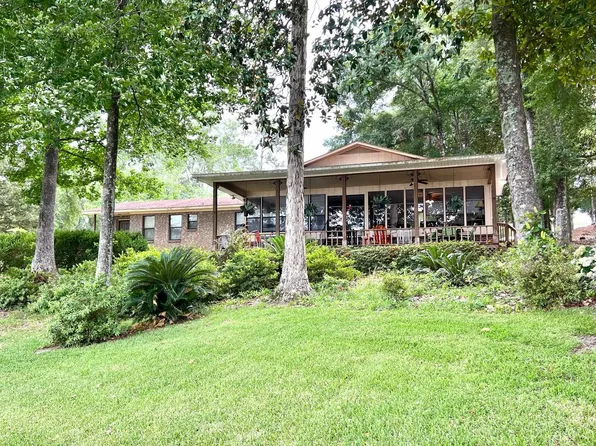 15067 Pier 7 Rd, Andalusia, AL 36421