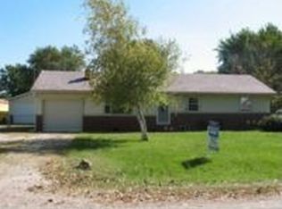 2104 Ferndell Dr, Decatur, IL 62521