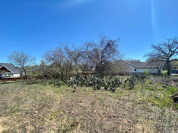 2nd image of 117 Red Oak Trail LOT 5