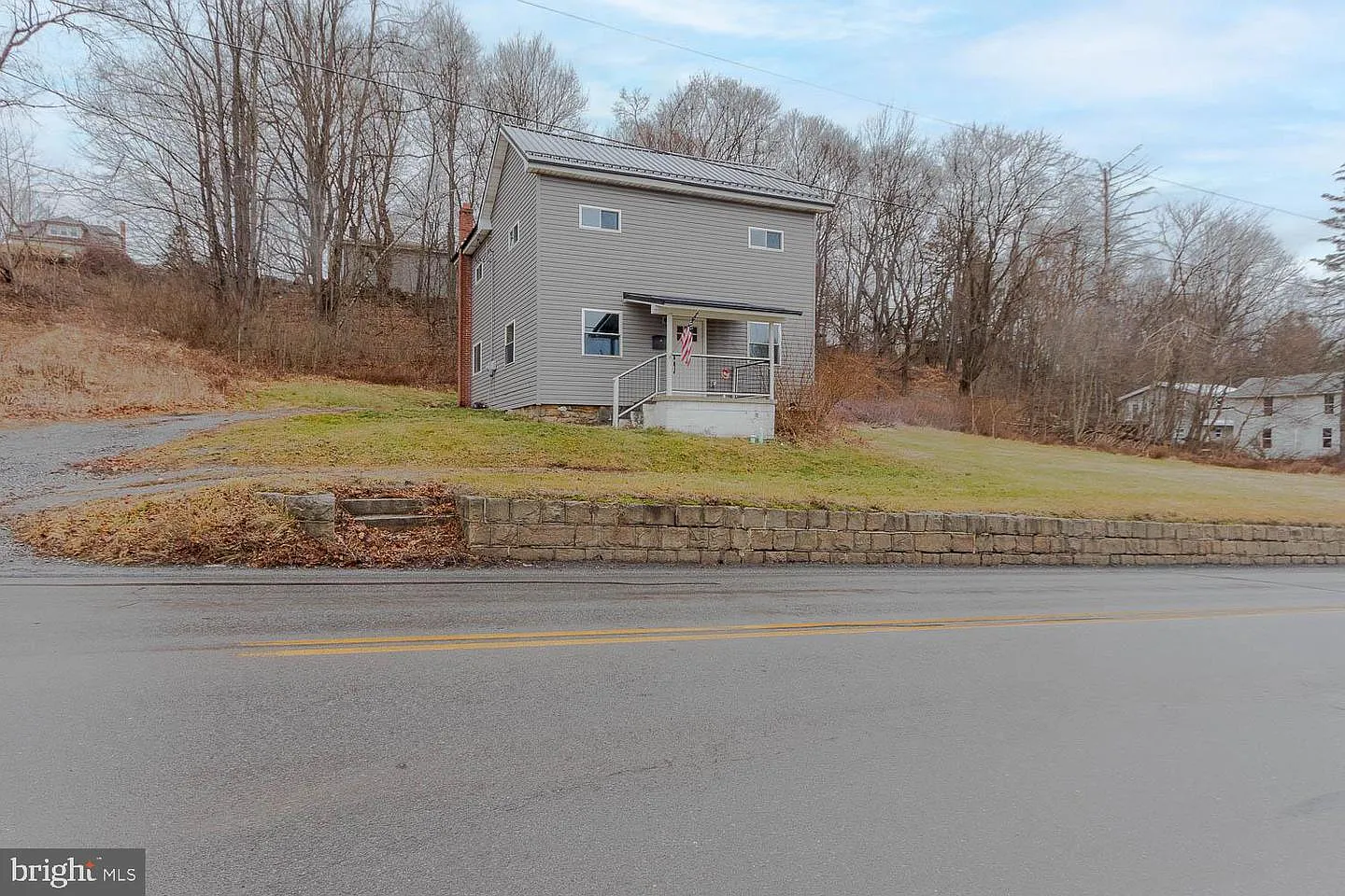 122 Stone St photo 1