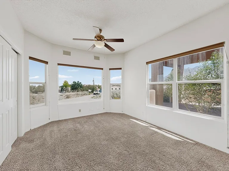 10900 San Francisco Rd NE — Photo 31