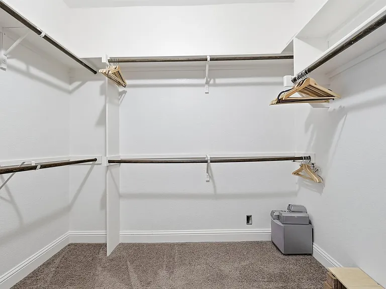 1273 Ranch Gate Ln — Photo 15