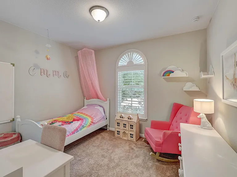 205 Cortona Ln — Photo 10