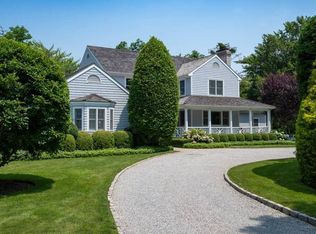 19 Basket Neck Ln, Remsenburg, NY 11960