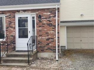 47 Broadway South Rd #2, Westbrook, CT 06498