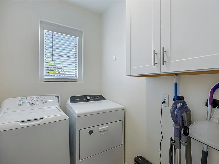 958 W Calle Las Varitas — Photo 24
