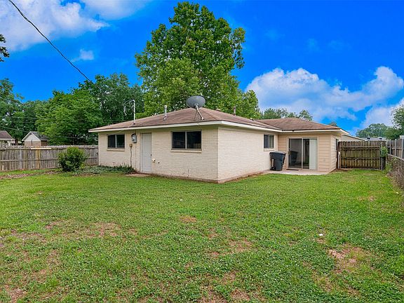 5th image of 1629 Nikki Lynn Dr