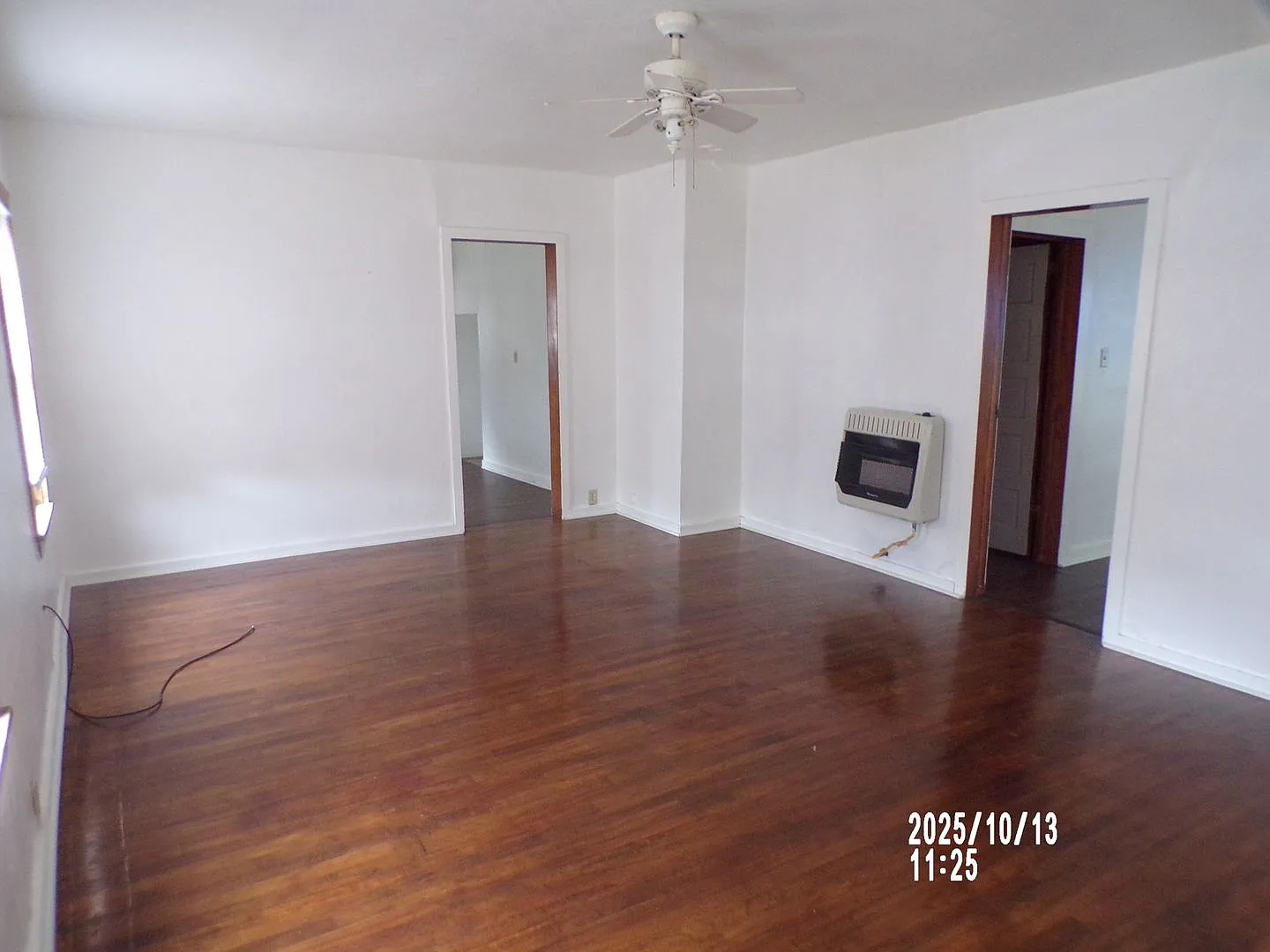 Very nice two-bedroom home located in the Walters area! One Dog under 20 lbs with owner approval! — Photo 3